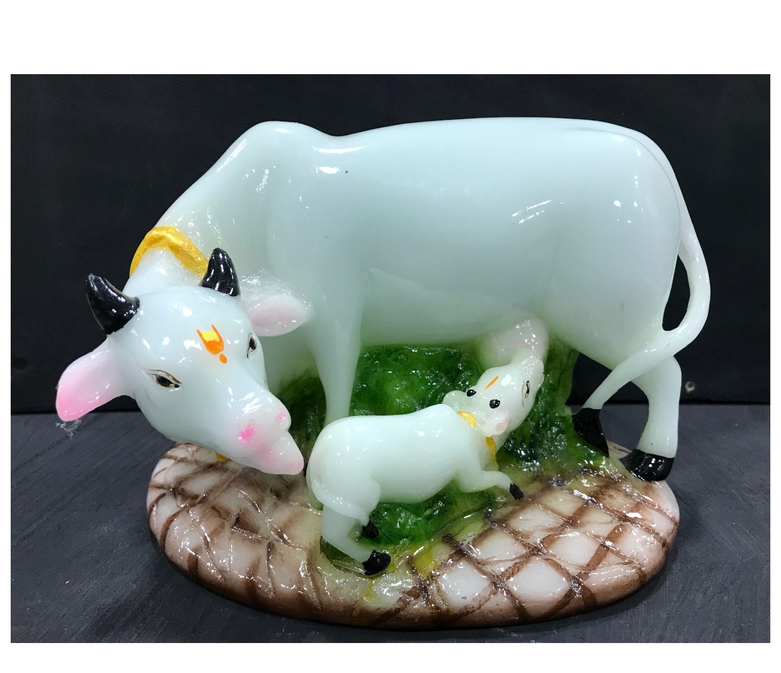 Poly Resin Radium Cow-Calf