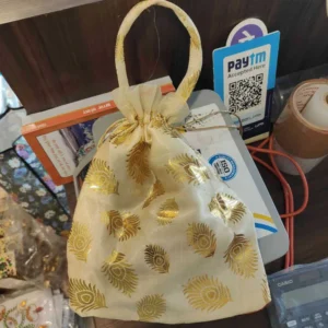 GOLDEN PEACOCK POTLI BAG CREAM 1pc