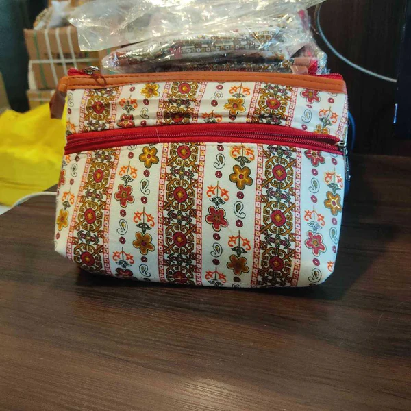 DOUBLE ZIPPER PURSE