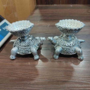 GS Antiq Tortoise Diya Medium Pair