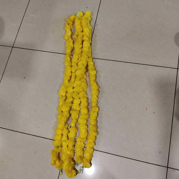 Mari Gold Strings Set Of 5 Pcs/Pack