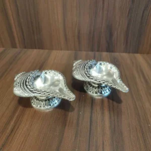 GS Antiq Shankh Diya Pair Medium