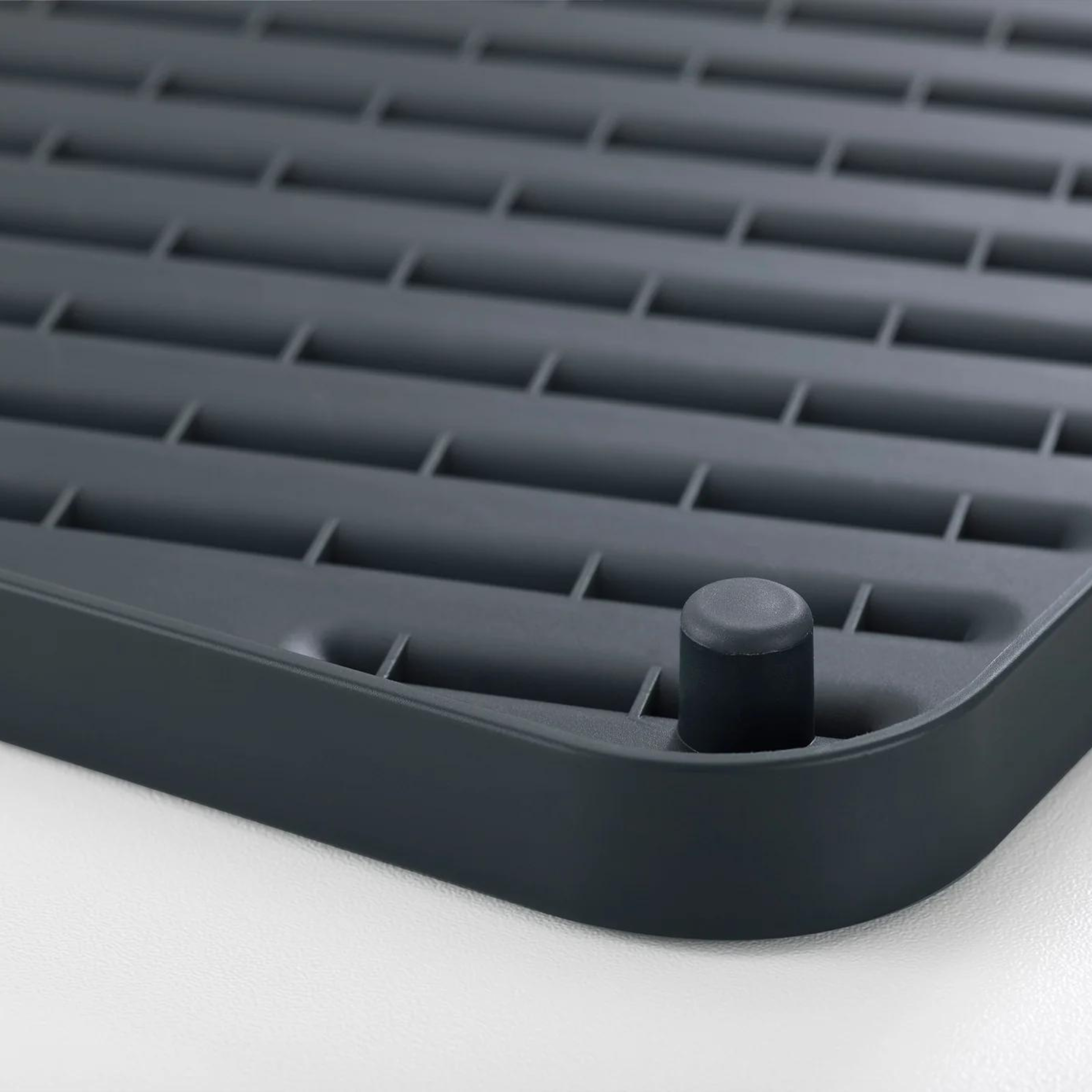 Joseph Joseph Adjustable Flip Up Draining Board